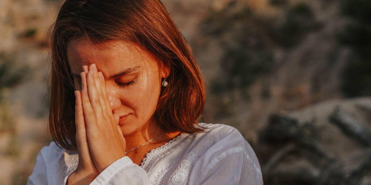 Many people with DID initially feel confused about their symptoms before diagnosis.