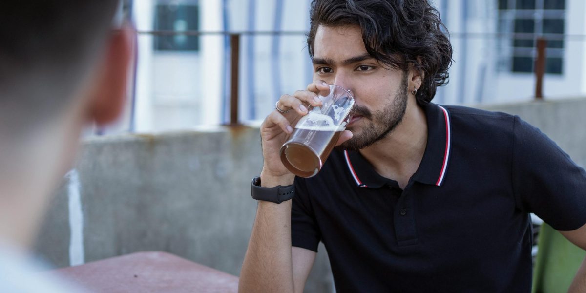 An individual experiencing a sense of isolation despite being surrounded by others, reflecting the social discomfort often felt by those with STPD.