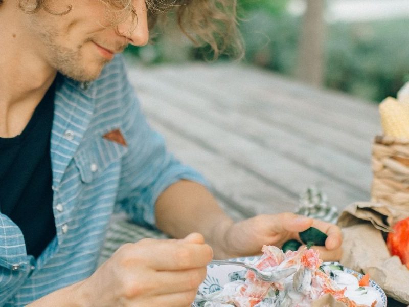 Intuitive Eating Whole30 Reconciling Approaches for Mental Well-being