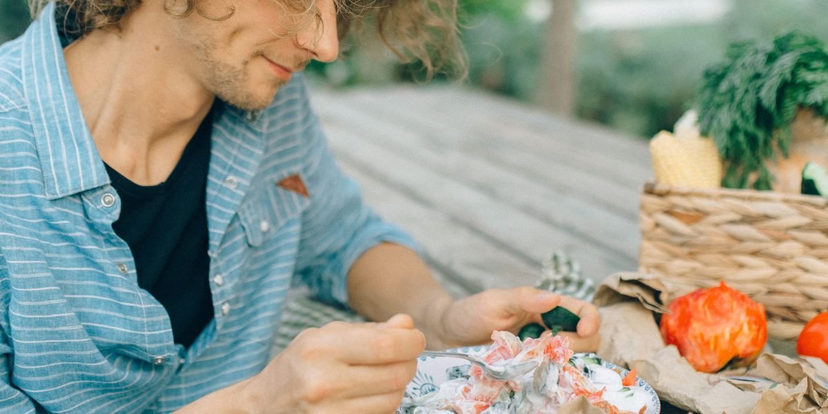Intuitive Eating Whole30 Reconciling Approaches for Mental Well-being